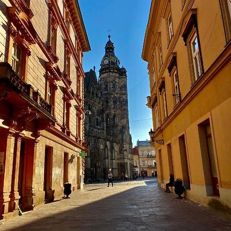 Apartment In City Center Kosice Ngoại thất bức ảnh