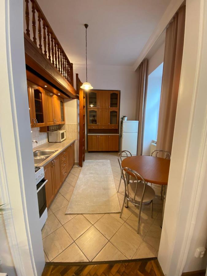 Apartment In City Center Kosice Ngoại thất bức ảnh