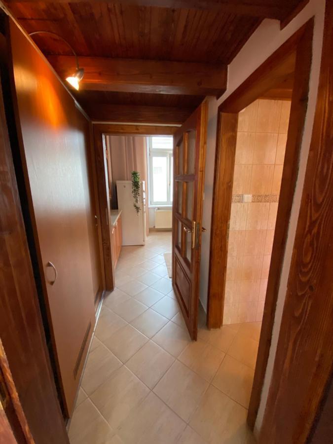 Apartment In City Center Kosice Ngoại thất bức ảnh